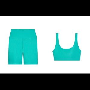 WeWoreWhat bike short + scoop bra top set NWT